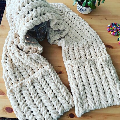 Hooded Pocket Scarf