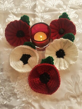 Easy Knit Poppies DK knitting pattern