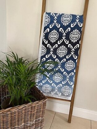Lorien Damask Mosaic Crochet