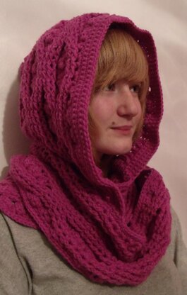 Scoodie Hooded Scarf Cable and Cluster