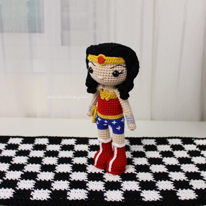 Wonder Woman-Inspired Amigurumi Crochet Pattern – Digital PDF Fanart