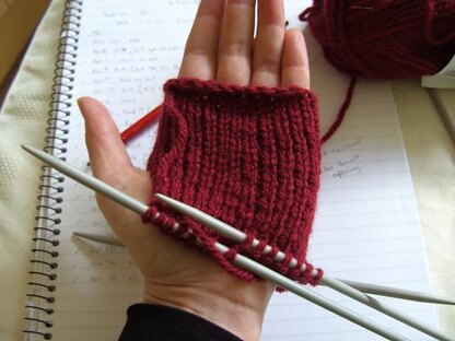 Meret Mittens - Fingerless