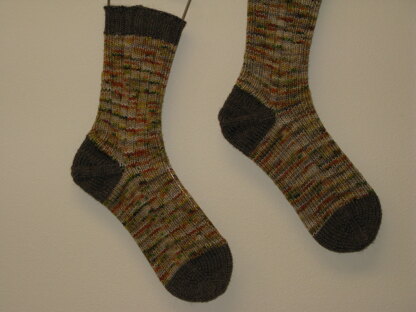 Simple Toe-Up Socks