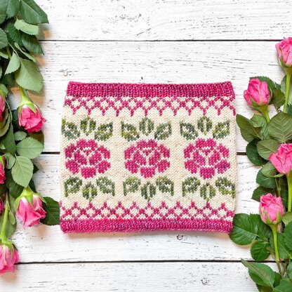Rose Garden Cowl