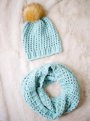 Final Flurries Scarf & Beanie