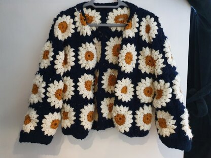 Daisy crochet cardigan