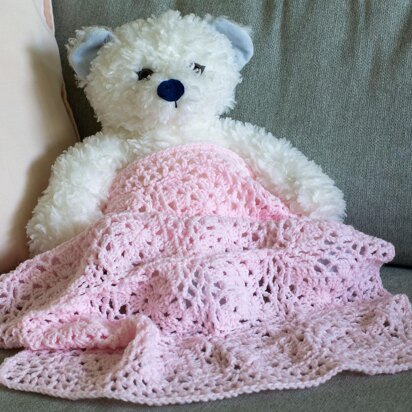 Lacy Filet Motif Crochet Baby Blanket Pattern