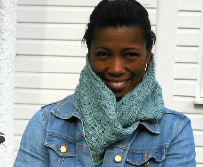 Moorside Infinity Scarf