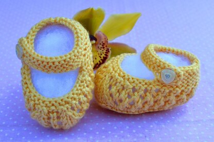 Summer Lace Baby Booties