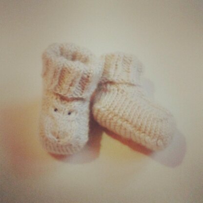 Baby booties with owl detail