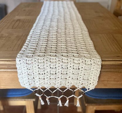 Making Waves Table Runner