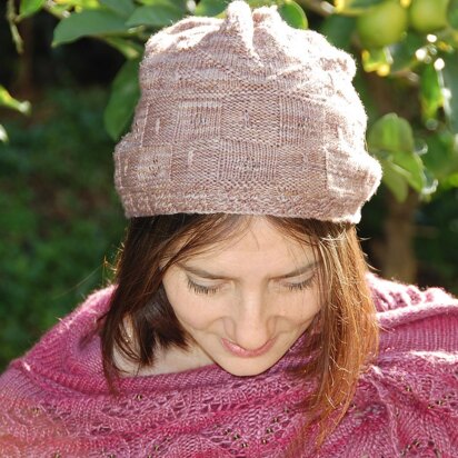 London Natural History Museum Hat - knitting pattern