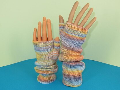 Self Striping Fingerless Slouch Gloves
