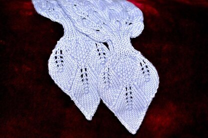 Leaves and Cables Scarf