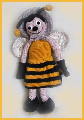 Wasp Wanda amigurumi doll