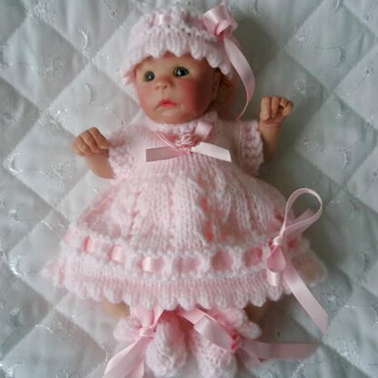 Knitting pattern for 6 inch Doll, Dress, Hat and Shoes