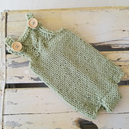 Baby Romper with Cable Bib