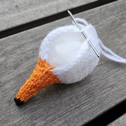 Knitted Mute Swan
