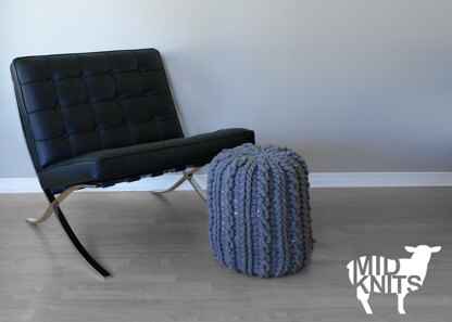 Crochet Cable Footstool (2015024)