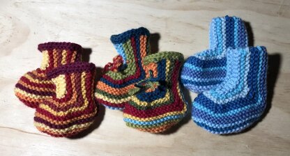 Knitting by Numbers Cardi, Hat and Bootees