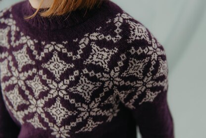 Pasaka Sweater