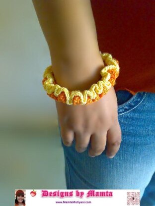 Ruffled Crochet Bracelet Pattern A Designer Jewelry Bangle