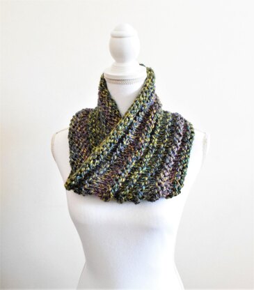 Eclectic Waves Cowl