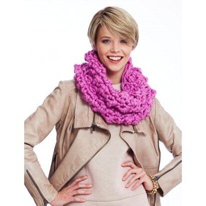 Gutsy Textured Cowl in Bernat Mega Bulky - Downloadable PDF