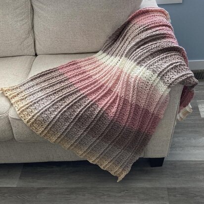 Blushing Lady Hygge Blanket