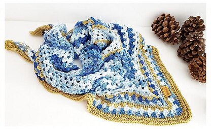 Triangle Warm Shawl