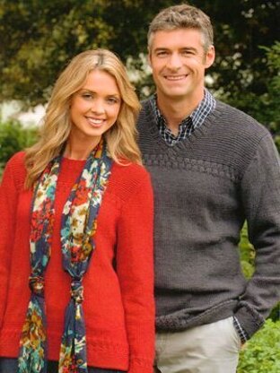 Family Favourites Book by Patons - 3827