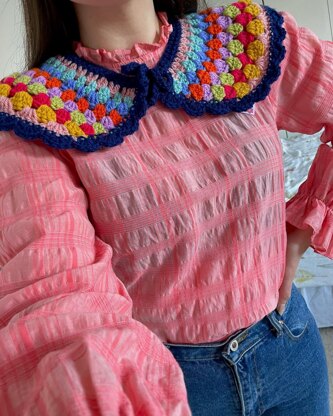 Granny stripe crocheted collar
