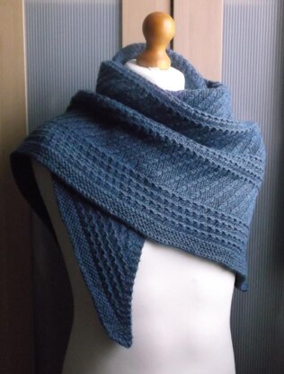 Sapphire shawl