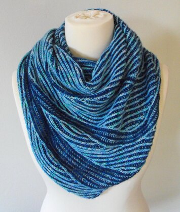 Evanescence shawl