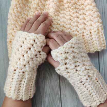 White Winter Wrist Warmers