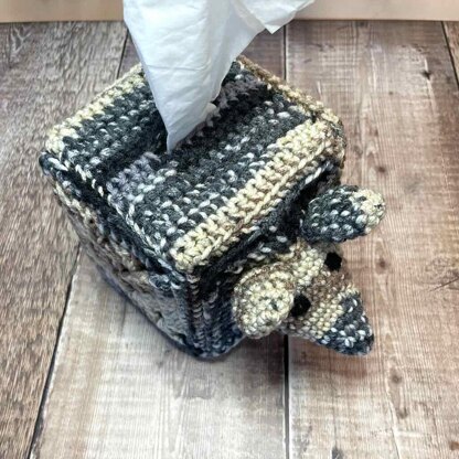 Armadillo Tissue Box Cover