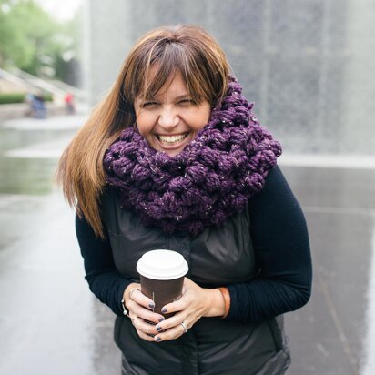 Manko Puff Stitch Infinity Scarf