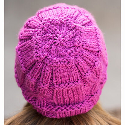 Ridged Cable Hat #709