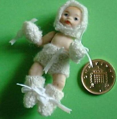 1:12th scale baby layette