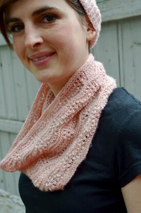 Blossom Cowl