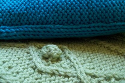 Aran Stravaig Bobble Cushion Cover