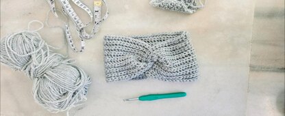 Easy Isabella Headband