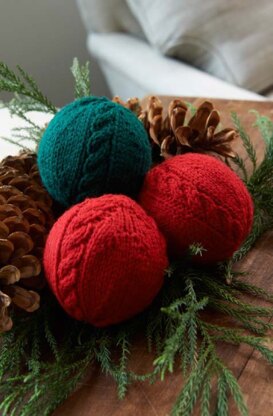 Cabled Holiday Balls in RED HEART With Love