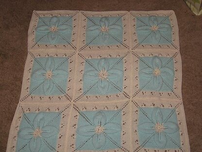 Lucky 4-Leaf Afghan 12" block