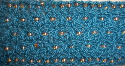Cabled Cuff (beaded bracelet)