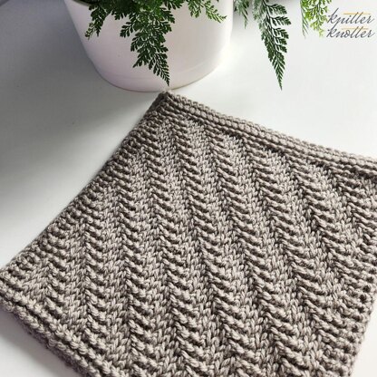 2 Stitch Pot Holder #1