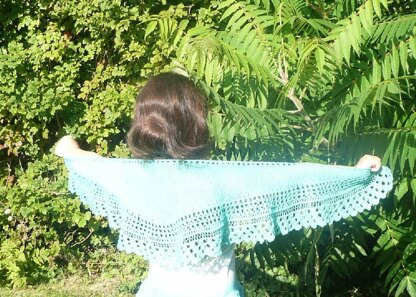 Talmont - a lacy crescent shaped shawlette