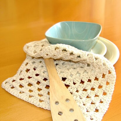 Granny Dishcloth in Bernat Handicrafter Cotton Solids