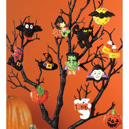 Bucilla Halloween Felt Ornaments Applique Kit - 2.5in x 2in