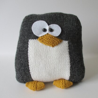 Penguin Cushion